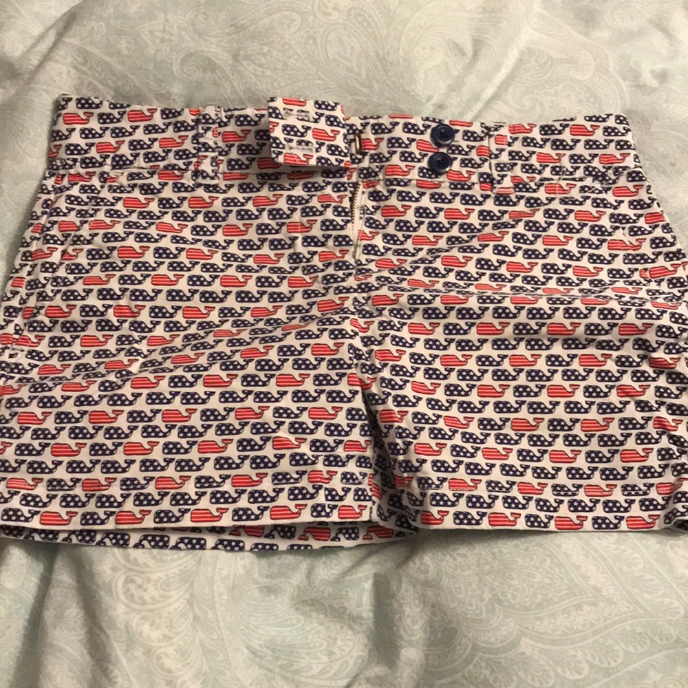 Vineyard Vines shorts